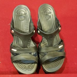 NWOT CROC Sandals